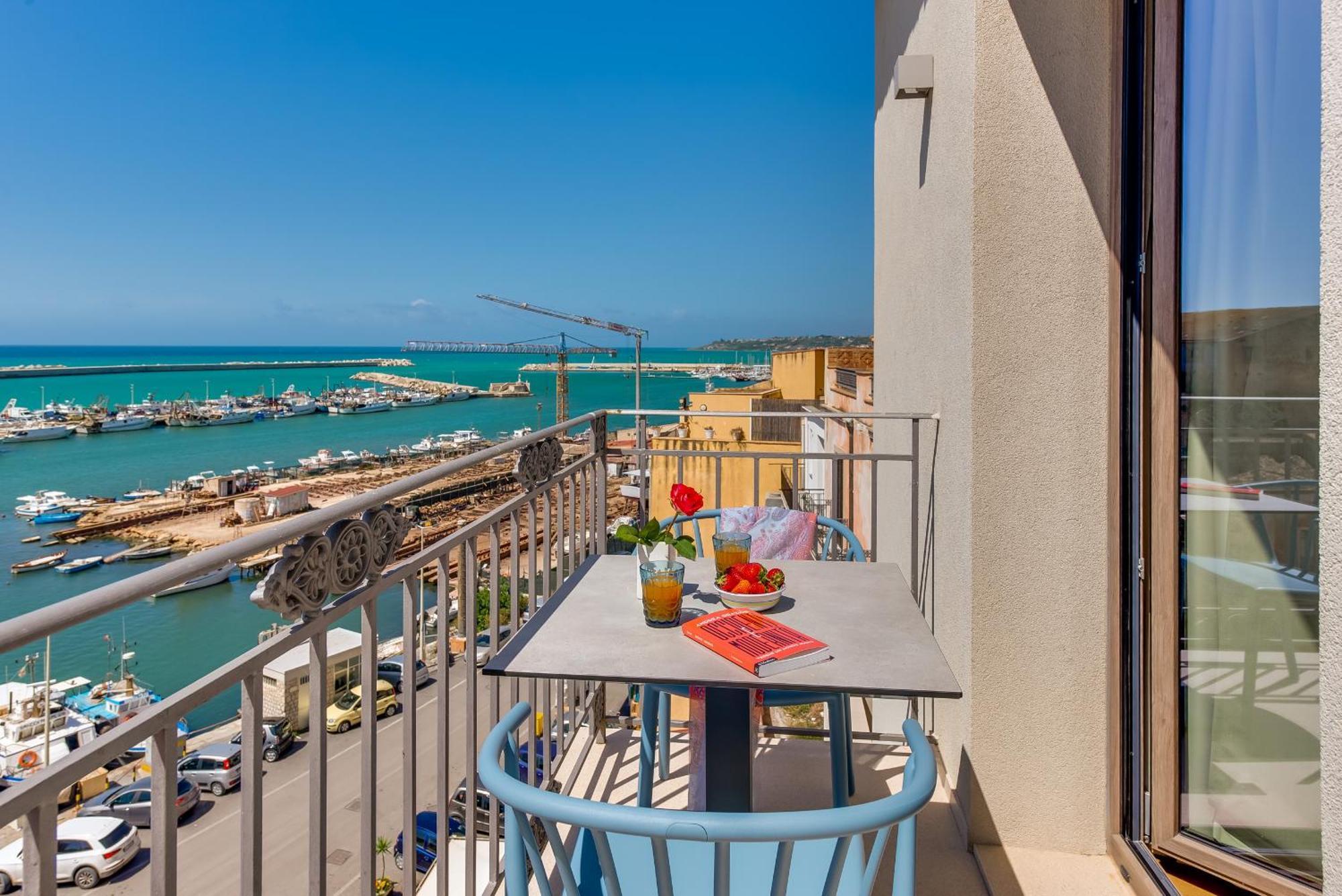 שאקה Roccaregina Hotel מראה חיצוני תמונה