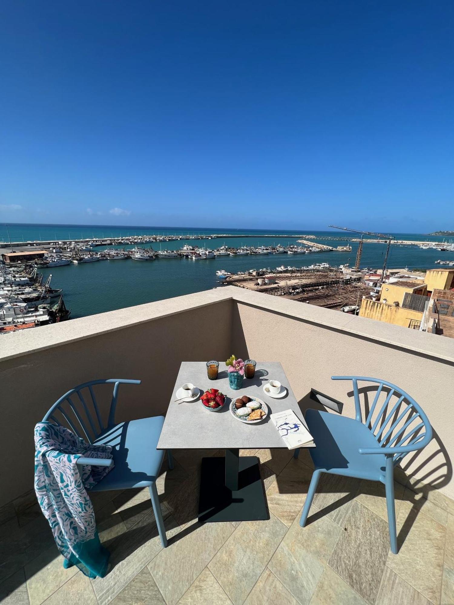 שאקה Roccaregina Hotel מראה חיצוני תמונה